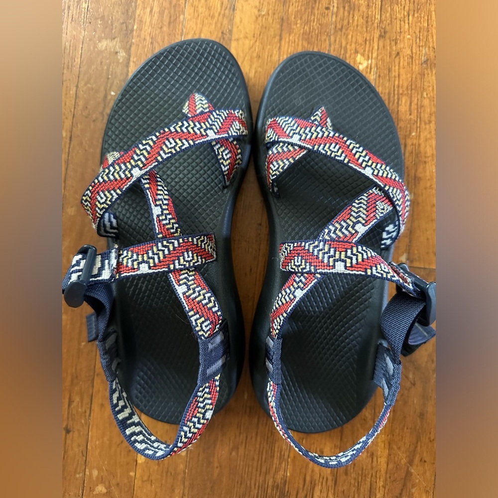 Chaco’s women’s Z/2 ADJUSTABLE STRAP CLASSIC SANDAL